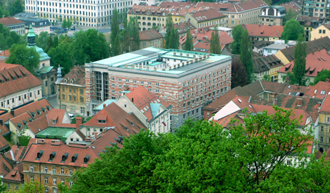 http://aplust.net/imagenes_blog/GW8OYiVS_02_Plecnik_Unversity_Library_Ljubljana.jpg