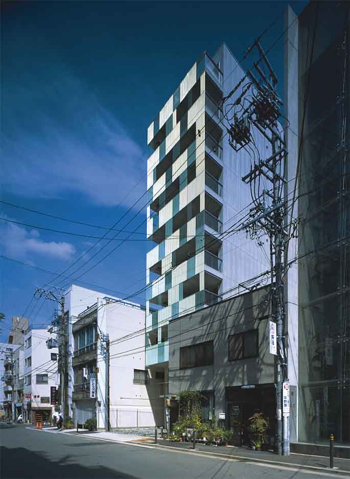 Klein Dytham. 17 dwellings in Nagoya. Japan