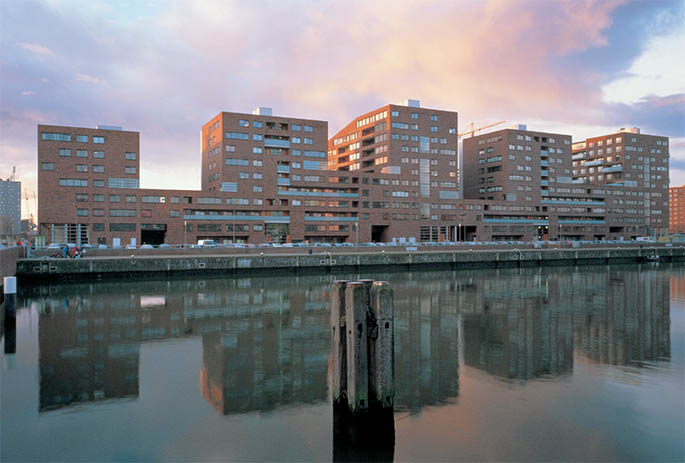 De Landtong residential complex in Rotterdam. Frits van Dongen