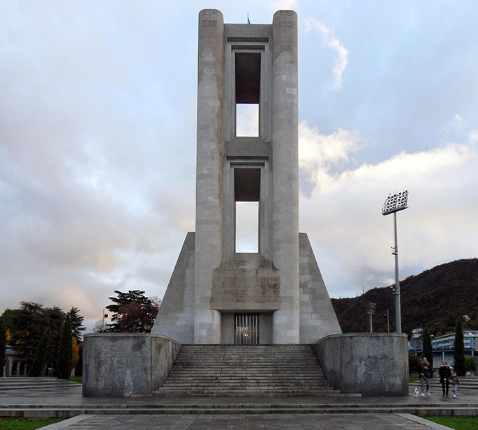 Giuseppe Terragni Monumento ai Caduti